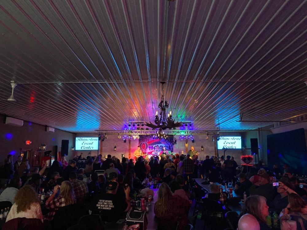 Irons Best Bear Lodge & Campground מראה חיצוני תמונה