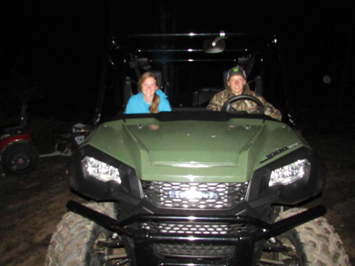 Irons Best Bear Lodge & Campground מראה חיצוני תמונה